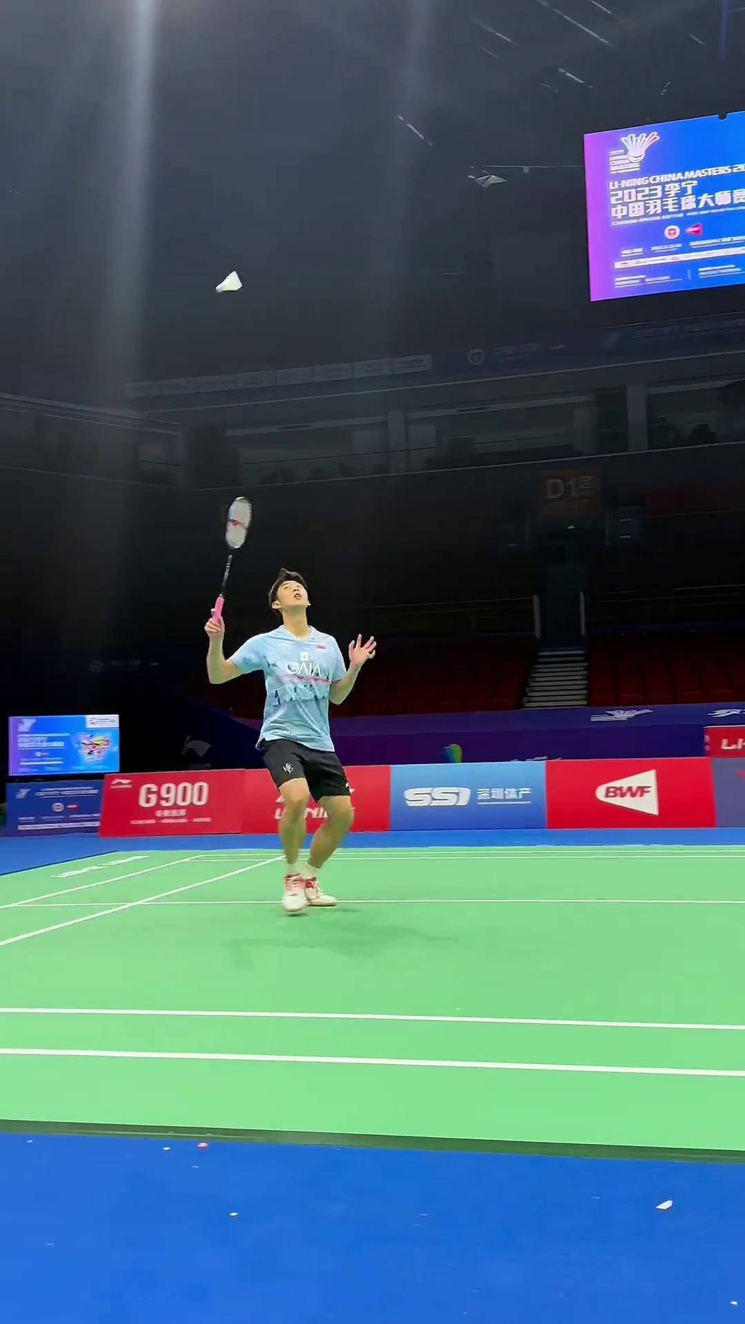 但在比赛中 但在比赛中